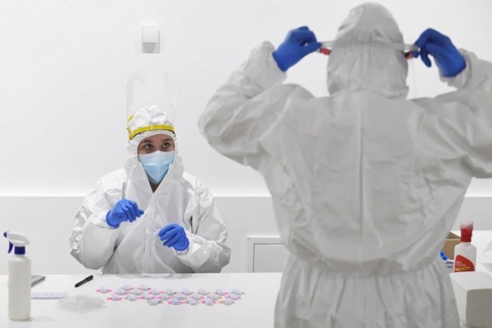 Ilustračný obrázok k článku Pribudli STOVKY pozitívnych: Pozrite si aktuálne čísla z Trnavského kraja