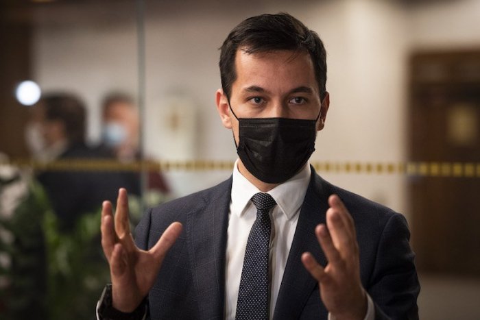 Ilustračný obrázok k článku Šeliga vybuchol: Matovič zavádza! Sputnik V neodmietame, problém je inde