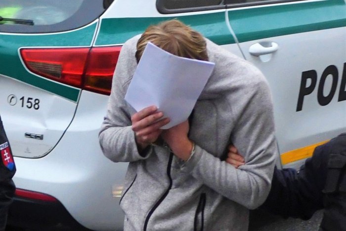 Ilustračný obrázok k článku Za dve balenia ryžových chlebíčkov tri roky basy? Zlodejovi z Novák to hrozí