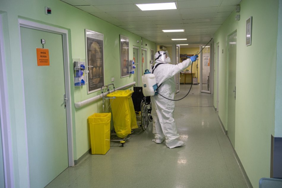 Ilustračný obrázok k článku Banskobystrický kraj má ďalšie STOVKY prípadov: Kde pribudlo najviac pozitívnych?