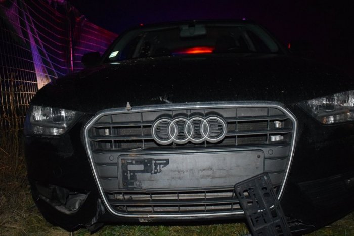 Ilustračný obrázok k článku Opitú šoférku nezastavil ani náraz do značky: Za volantom sedela s 3 promile!