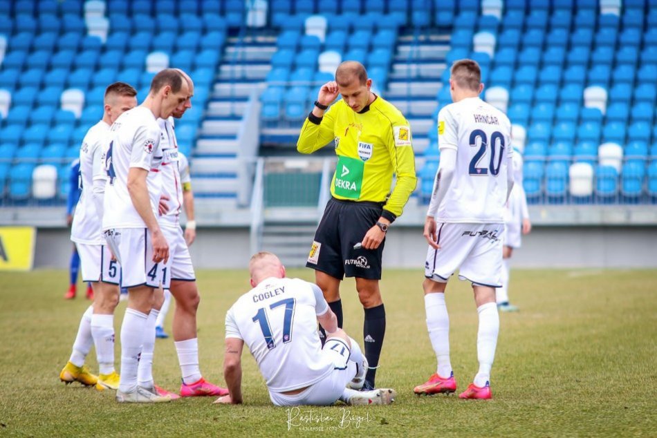 Ilustračný obrázok k článku Prvé víťazstvo v skupine o titul: ViOn si poradil s Trenčínom