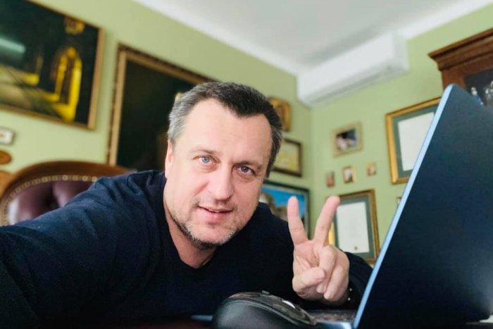 Ilustračný obrázok k článku POZNÁ Danko tajné plány Matoviča? Slovensko má vyslať lietadlo pre SPUTNIK V!