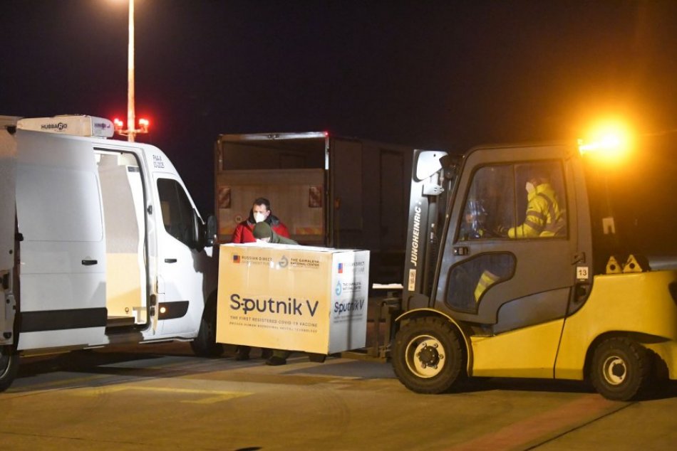 Ilustračný obrázok k článku SVET O SLOVENSKU: Rusi už zavádzajú o slovenskom nákupe Sputnika V