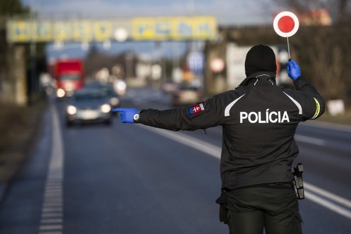 Ilustračný obrázok k článku Chytený bol v Trenčíne: Muž si nedal povedať a teraz mu hrozí dvojročné väzenie