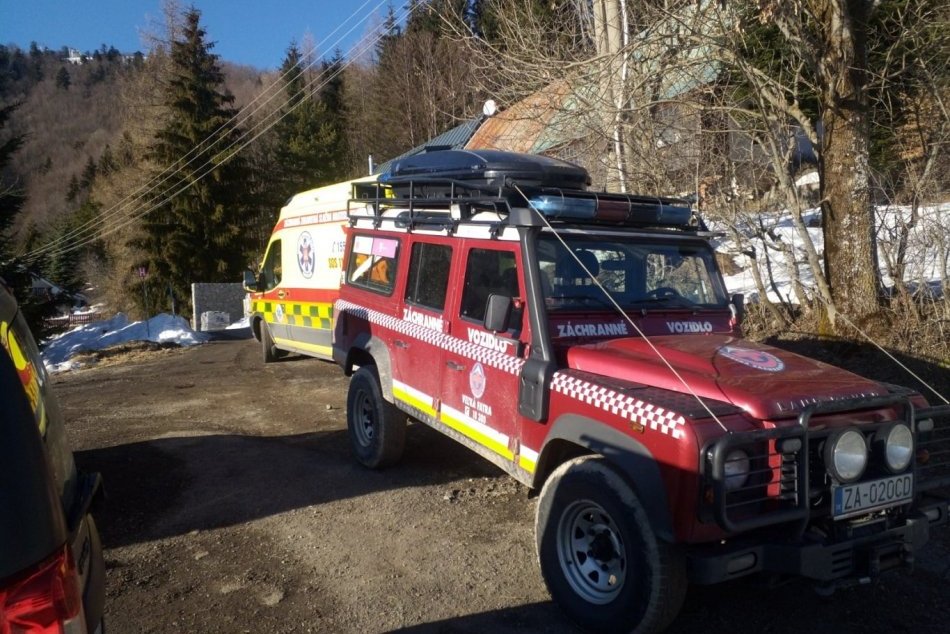 Ilustračný obrázok k článku Záchranná akcia na Donovaloch: Turistku museli previezť do nemocnice, FOTO