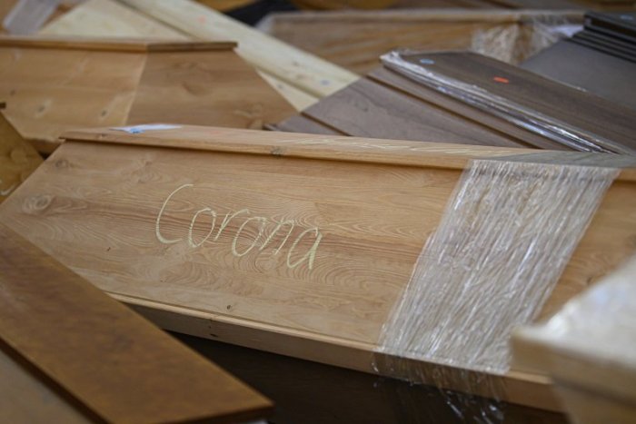 Ilustračný obrázok k článku Riaditeľ pohrebníctva Marianum končí: Sledujte, koľko účtoval za ochranné obleky!