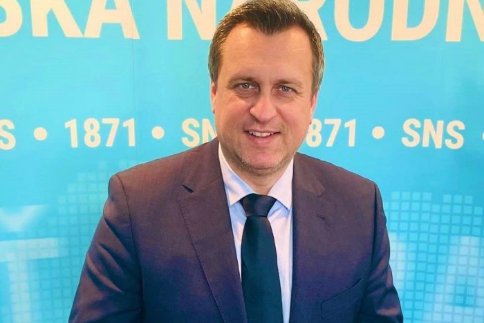 Ilustračný obrázok k článku Danko si podal Matoviča: On je už úplne mimo! Myslíte si, že sa naozaj ZBLÁZNIL?