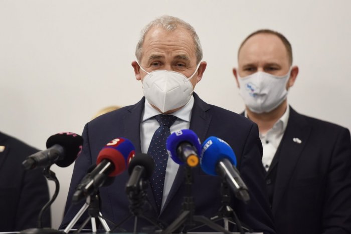 Ilustračný obrázok k článku Lunter sa obrátil na ministra vnútra: Bezpečnostná rada kraja je nefunkčná