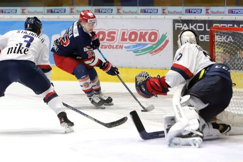 Ilustračný obrázok k článku Cenný triumf na domácom ľade: Zvolenčania otočili zápas so Slovanom, FOTO