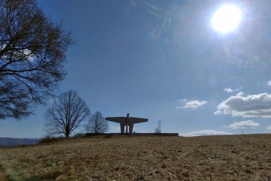 Ilustračný obrázok k článku Monument pri Bystrici je pre mnohých stále neznámy: Viete, čo symbolizuje? FOTO