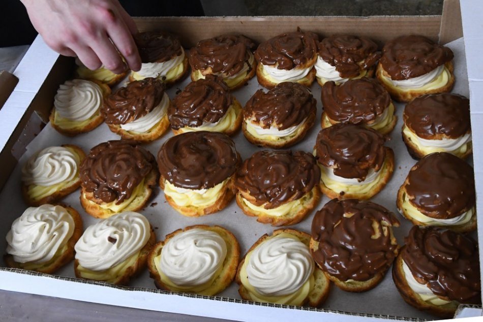 Ilustračný obrázok k článku SVET O SLOVENSKU: Pandémiu sme si poriadne osladili! Vypekáme ako nikdy