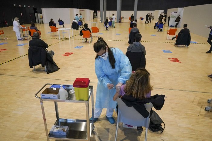 Ilustračný obrázok k článku Z tejto krajiny hlásia po zaočkovaní niekoľko úmrtí: Hneď stiahli šaržu vakcíny AstraZeneca!