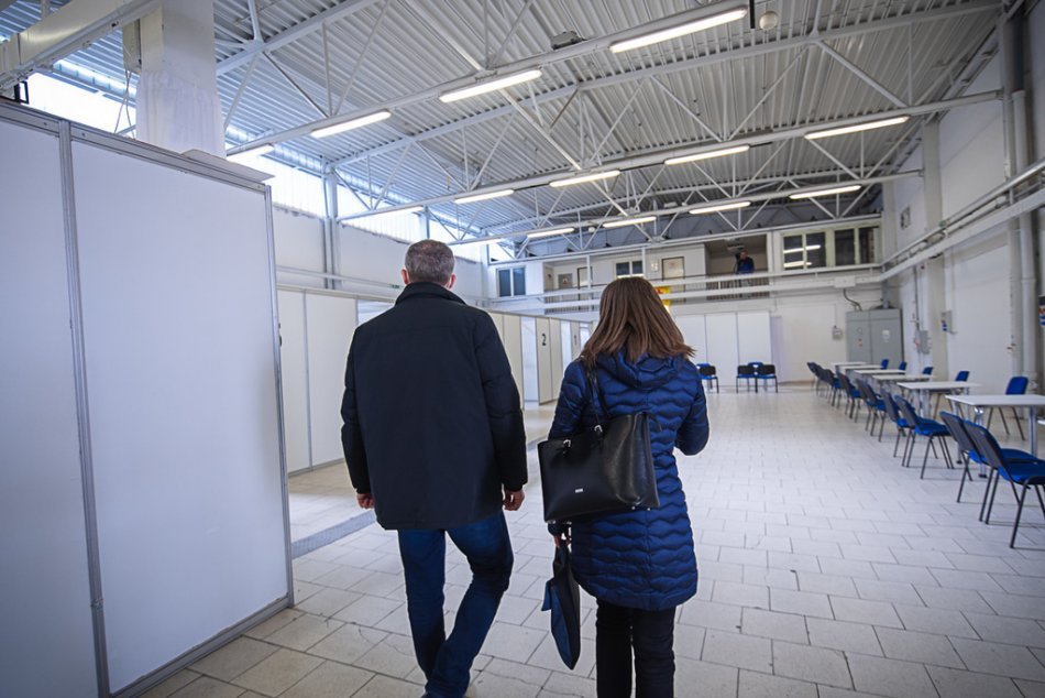 Ilustračný obrázok k článku Vakcinačné centrum v Trenčíne zastrešia Považskobystričania: Ako má fungovať? FOTO