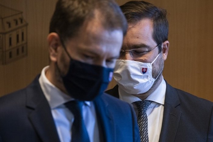 Ilustračný obrázok k článku Poslanci OĽANO plne stoja za premiérom Igorom Matovičom, predčasné voľby nechcú