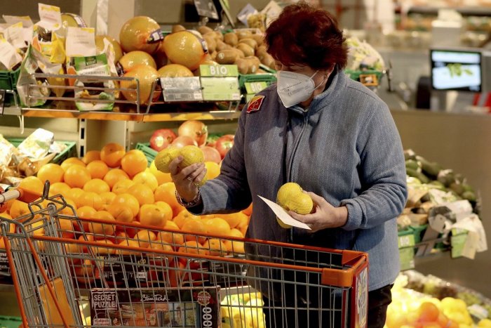 Ilustračný obrázok k článku Zdá sa, že Žilina je na tom lepšie: Sprísnené regionálne opatrenia sa UVOĽNIA