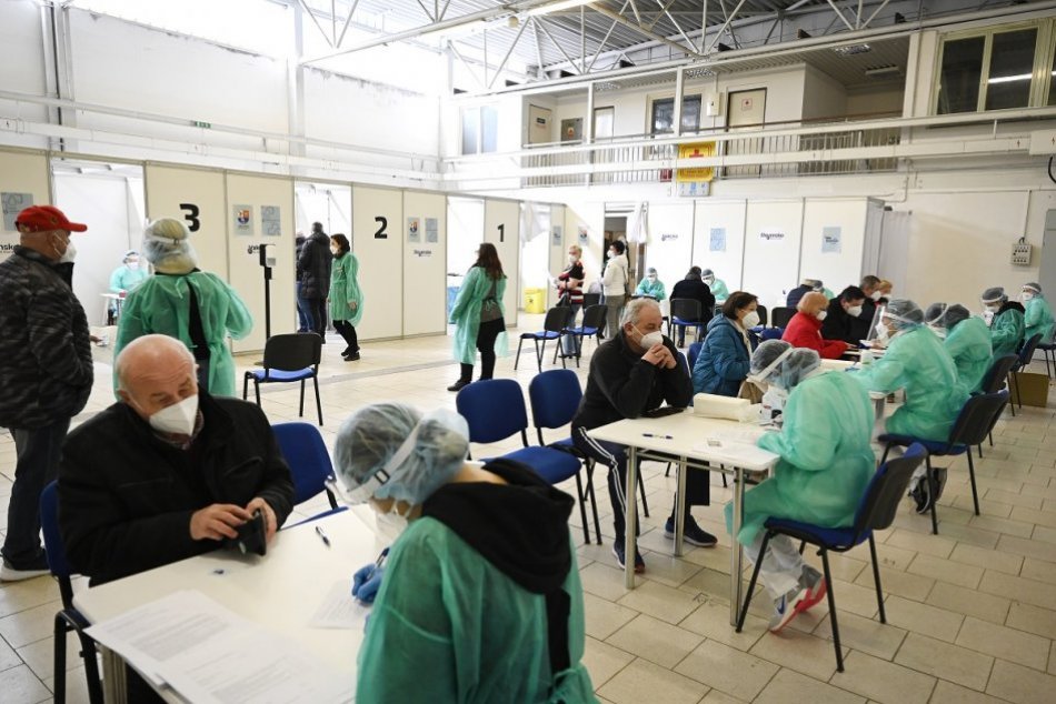 Ilustračný obrázok k článku Smelé plány prešovskej župy: Očkovať chce 10-tisíc ľudí týždenne