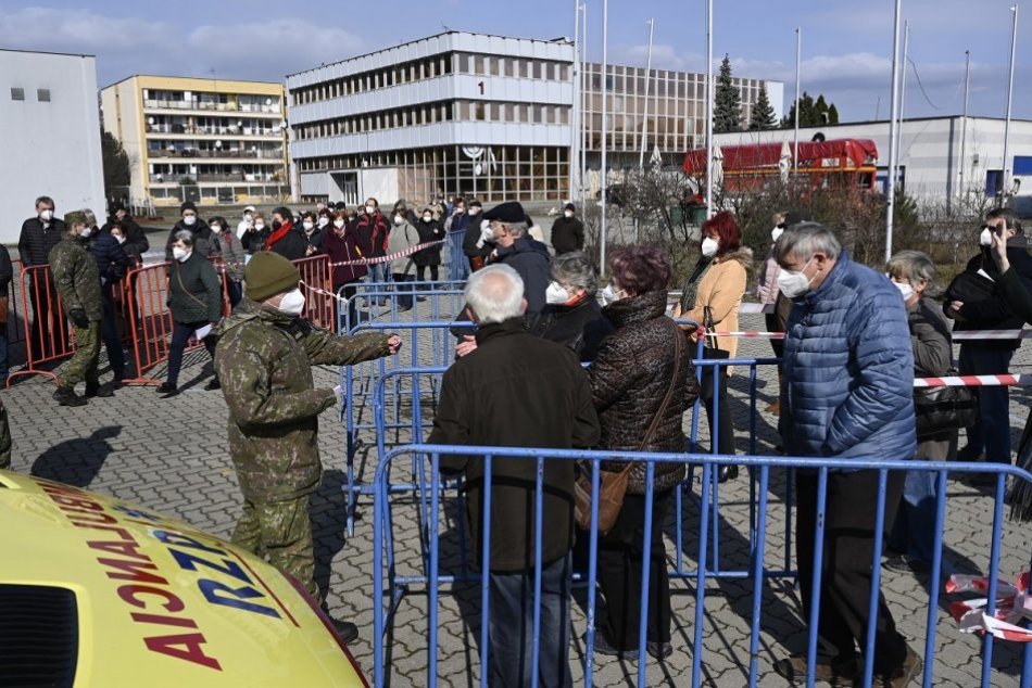 Ilustračný obrázok k článku Okres v Banskobystrickom kraji škaredo vyčnieva: Má vyše polovicu nových prípadov