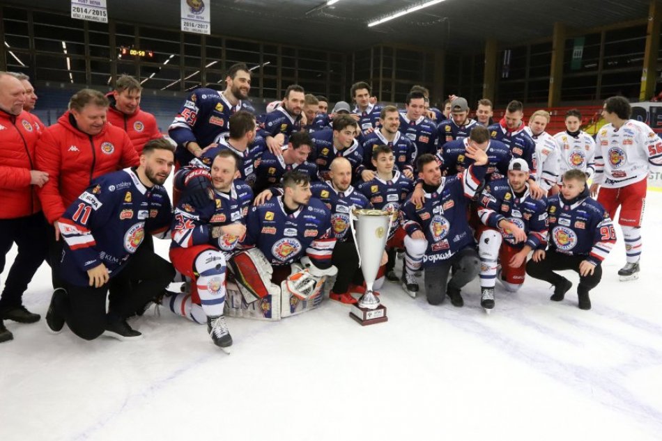 Ilustračný obrázok k článku Zvolenčania sa so základnou časťou lúčia triumfom nad Detvou, FOTO