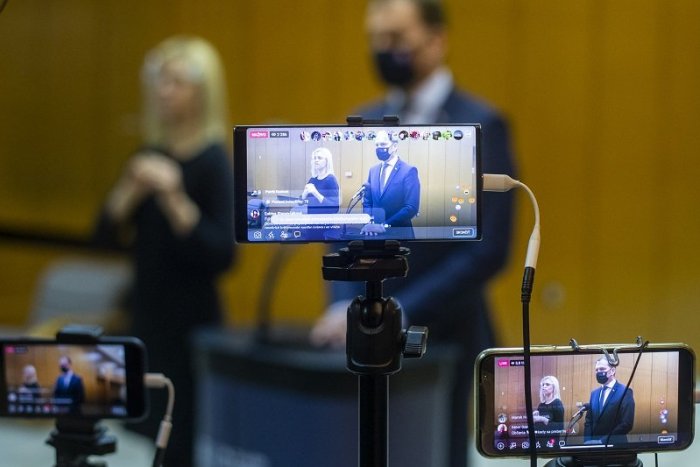 Ilustračný obrázok k článku Vláda naberá ďalšie trhliny: Sulík musí preč! Matovič má požiadavky, až potom podá DEMISIU!