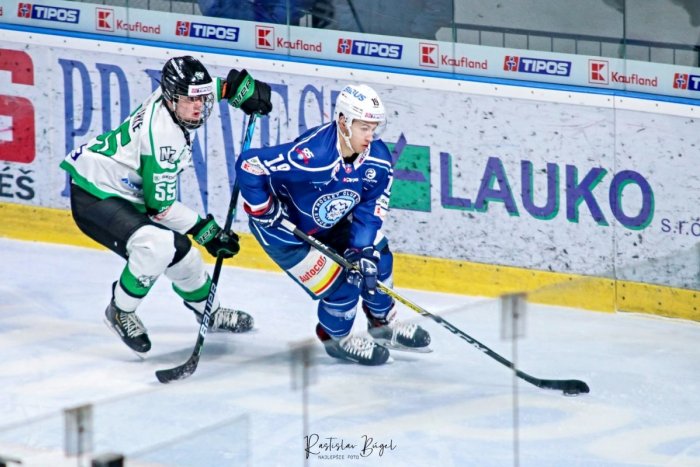 Ilustračný obrázok k článku Nové Zámky už bez obrancu Clarkea: V drese býkov odohral 26 zápasov