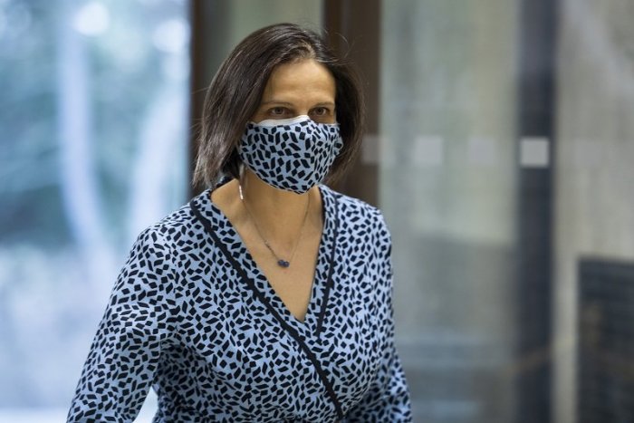 Ilustračný obrázok k článku Vláda sa ďalej TRHÁ: Ministerka Kolíková podala DEMISIU!