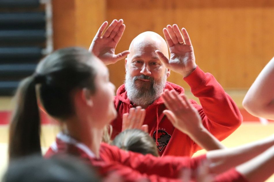 Ilustračný obrázok k článku Bystrické basketbalistky doma zabojovali: Séria so Šamorínom je vyrovnaná, FOTO