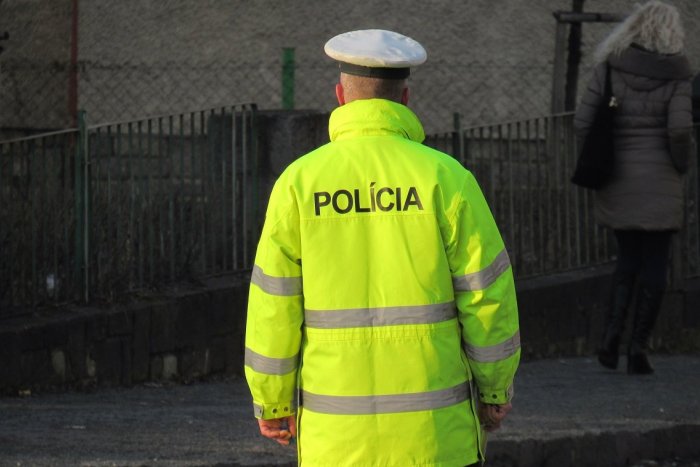 Ilustračný obrázok k článku Kontroly polície v kraji počas pandémie: Koľko skutkov od začiatku roka odhalila?