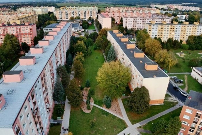 Ilustračný obrázok k článku Dva prievidzské vnútrobloky sa majú zmeniť na nepoznanie: Aký je PLÁN?