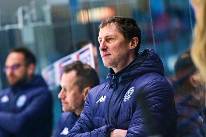 Ilustračný obrázok k článku Skvelé správy! Do Nitry sa vracia divákmi milovaný tréner Stavjaňa!