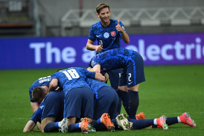 Ilustračný obrázok k článku LAHÔDKA našich futbalistov: Po dvoch zakopnutiach s trpaslíkmi vyškolili RUSOV! FOTO