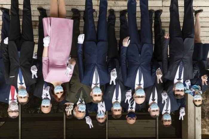 Ilustračný obrázok k článku Tu začína (končí) všetka sranda?! Na deň BLÁZNOV bude vymenovaná STAROnová vláda