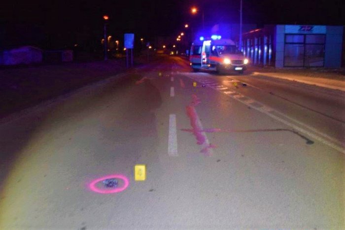 Ilustračný obrázok k článku V Prievidzi auto zrazilo chodca: Polícia žiada ľudí o pomoc