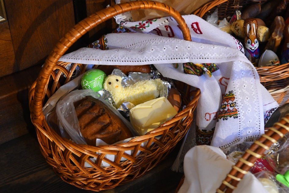 Ilustračný obrázok k článku Od zelenej k bielej: Ako chutia tradície a prečo jeme chren?