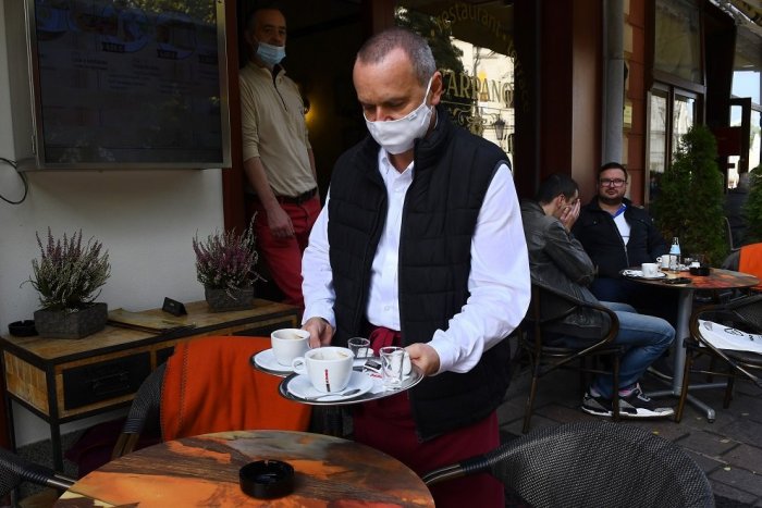 Ilustračný obrázok k článku POMOC pre cestovný ruch a gastrosektor: Vláda im ODKLEPLA desiatky miliónov!