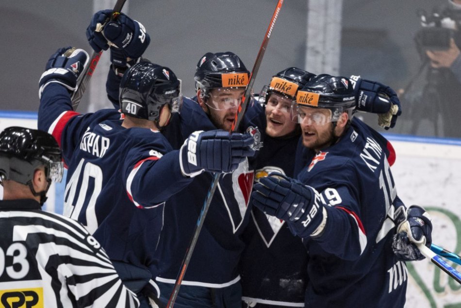 Ilustračný obrázok k článku Hokejisti Slovana nedali Nitre šancu: Ich sen o slovenskom titule je o niečo reálnejší! FOTO