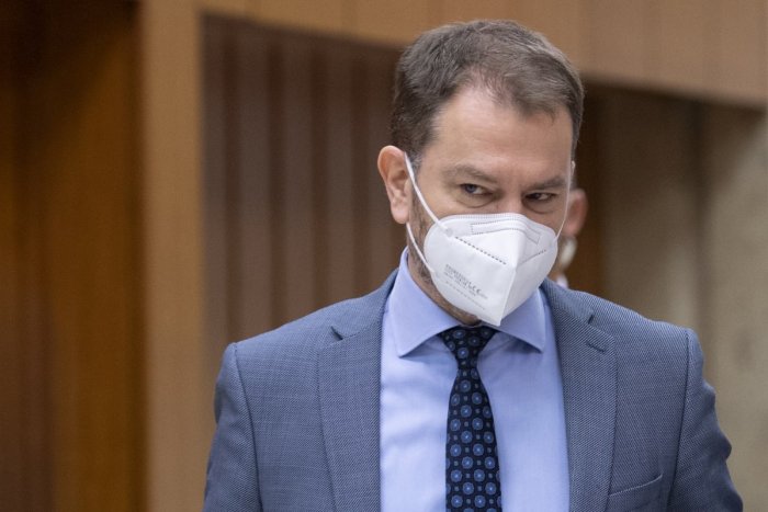 Ilustračný obrázok k článku TOTO je Matovičova nakladačka za hanbu s vakcínami: GRATULUJEM, IDIOTI!