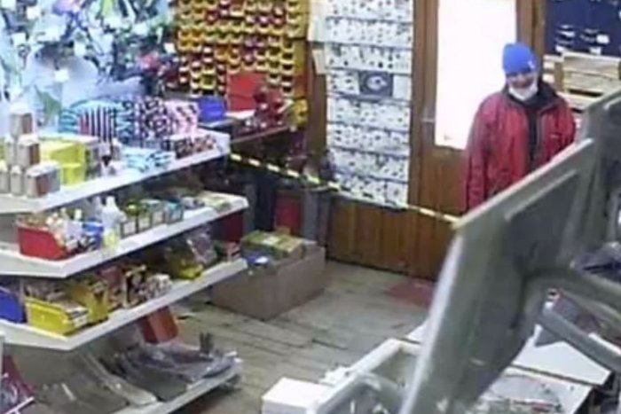 Ilustračný obrázok k článku Zvolenskí policajti žiadajú o pomoc: Spoznávate muža na VIDEU?