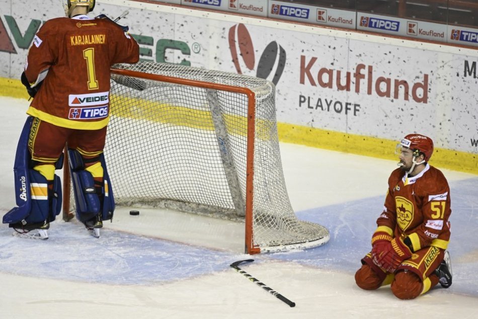 Ilustračný obrázok k článku Trenčianski vojaci majú po sezóne: Ďalší veľký obrat v play-off sa nekoná, FOTO