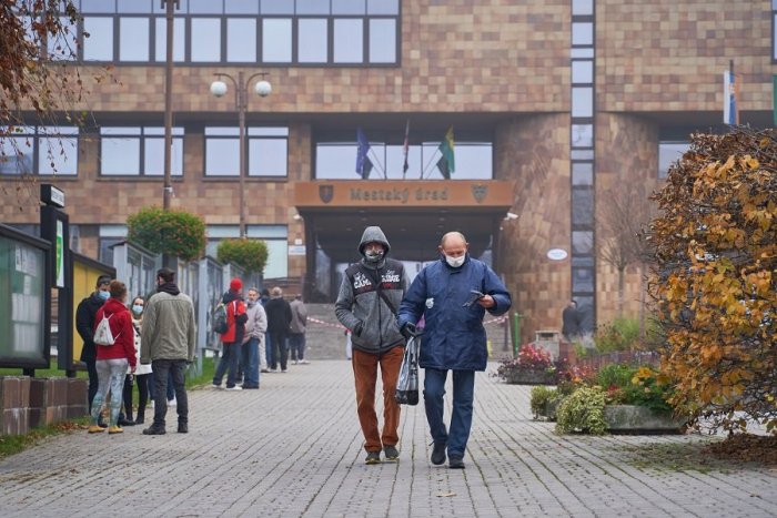 Ilustračný obrázok k článku Slováci sa vzopreli testovaniu: Na medzinárodnom súde hovoria o zločinoch proti ľudskosti!