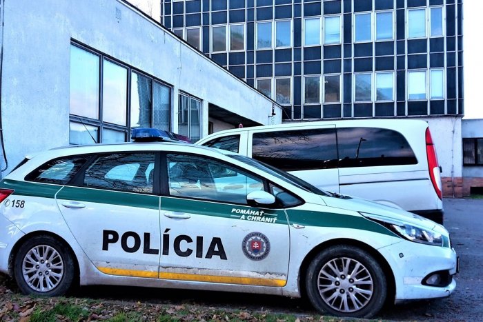 Ilustračný obrázok k článku Opitý vodič, aký sa len tak nevidí: Za policajtmi v Považskej sa vybral sám