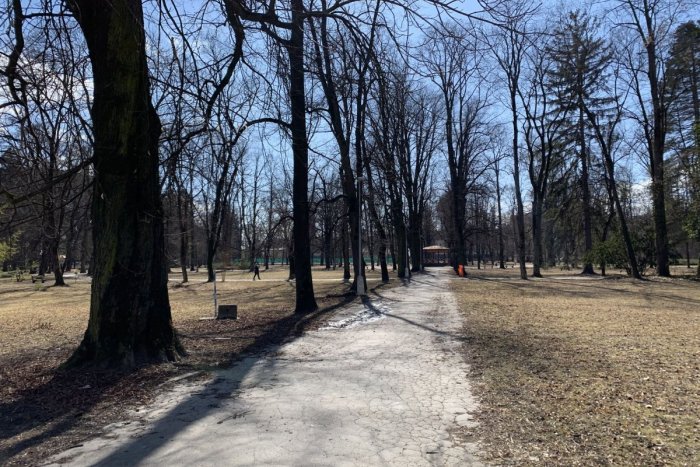 Ilustračný obrázok k článku Padlo rozhodnutie o obnove bystrického parku: Takto to vidí Pamiatkový úrad SR