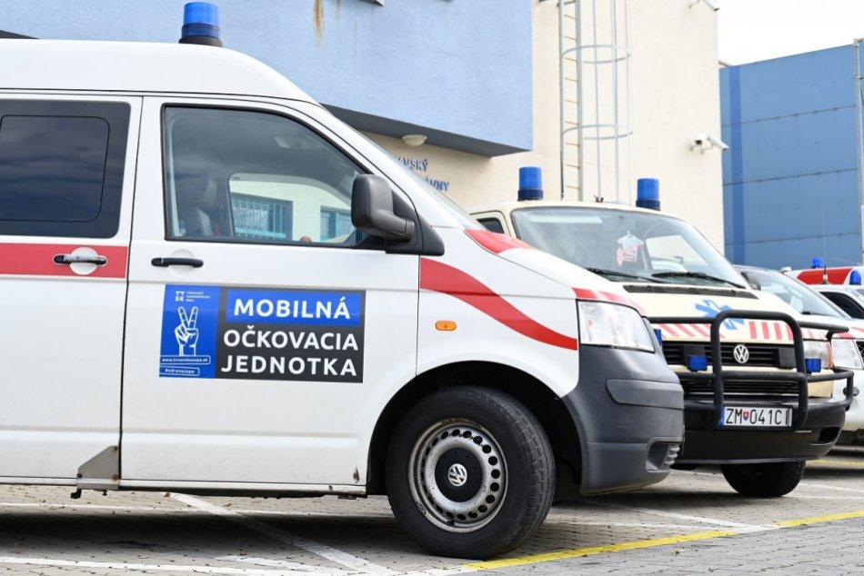 Ilustračný obrázok k článku Michalovská nemocnica začína s výjazdovou očkovacou službou