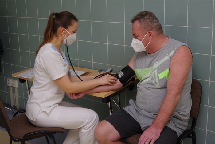 Ilustračný obrázok k článku ROZHOVOR: Aká je rehabilitácia pacientov s postcovidovým syndrómom? A kto ju potrebuje?