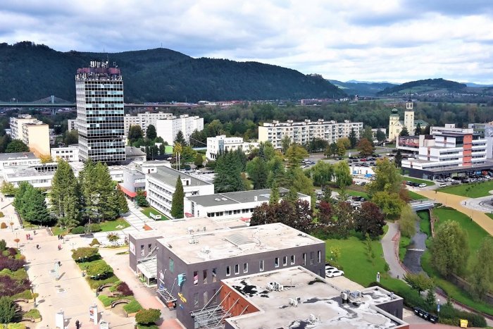 Ilustračný obrázok k článku Považská a okolie, máte v tom CHAOS? PREHĽAD opatrení, výnimiek a zmien v kocke