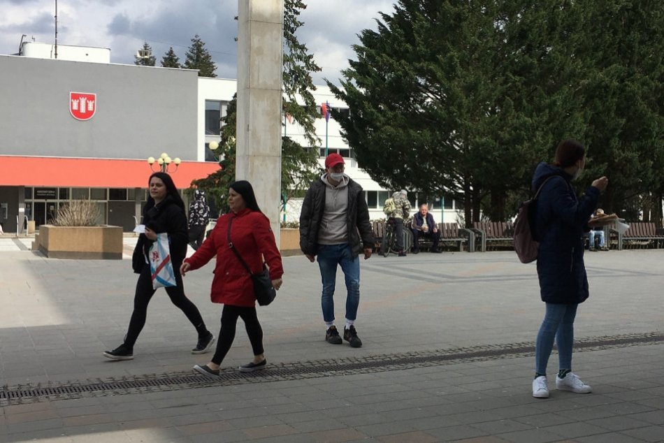 Ilustračný obrázok k článku Považská Bystrica a okolie dostali ČERVENÚ: Nemusíme sa už tak často testovať!