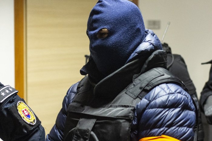 Ilustračný obrázok k článku V stredu bolo horúco. NAKA zadržala osem osôb počas protidrogovej akcie v Senci a Pezinku