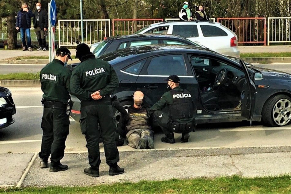 Ilustračný obrázok k článku Šialená naháňačka začala v Považskom Chlmci: Žilinčanovi hrozí 10 rokov väzenia!