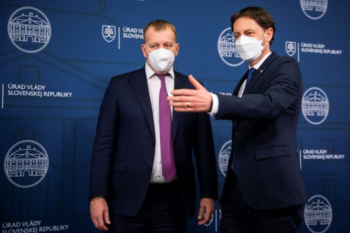 Ilustračný obrázok k článku Je na svete PRVÝ problém novej vlády? Boris Kollár nesúhlasí s Hegerom!