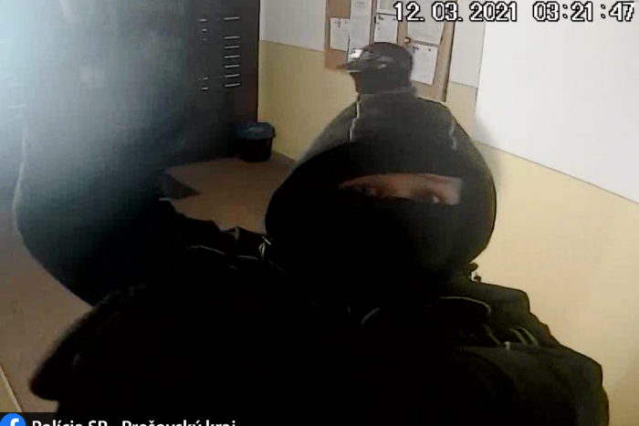 Ilustračný obrázok k článku V prešovskej bytovke zmizli kamery: Nasnímali ľudí, ktorí o tom vedia viac, FOTO